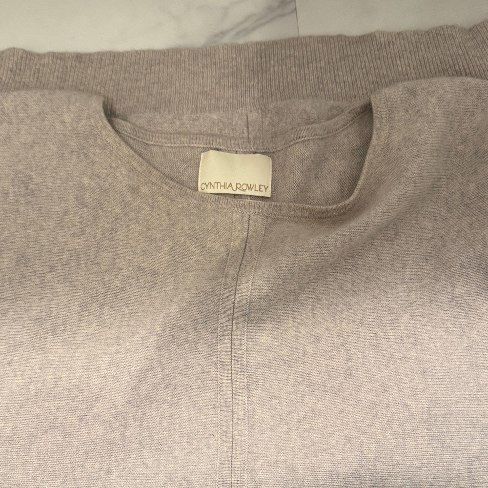 Cynthia Rowley Women's cashmere grey Sweater